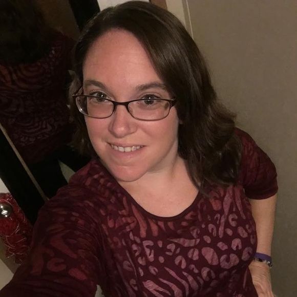 Meet your Posher, Kim - Picture 4 of 4