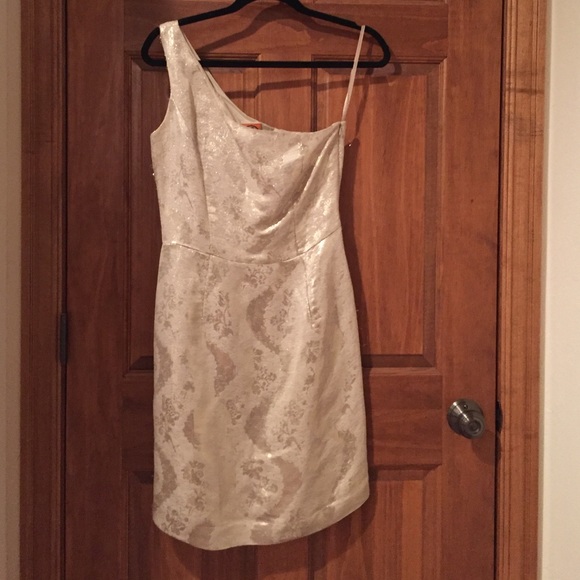 Tory Burch never worn NWT formal dress. Size 2