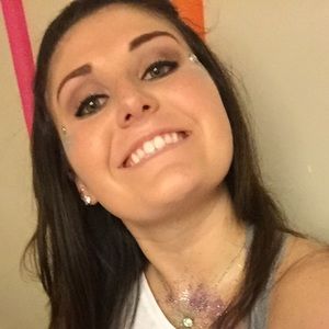 Meet your Posher, Riley