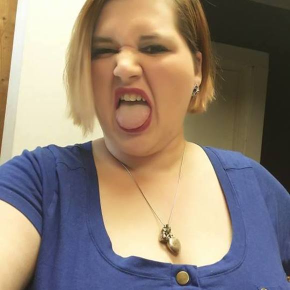 Meet your Posher, Amber - Picture 1 of 1