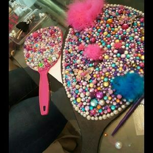 Customs throw me offers