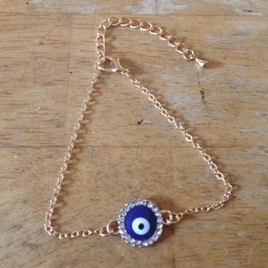 Amazing eye bracelet