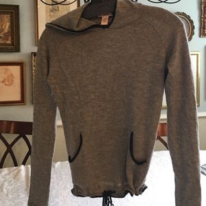 Qi cashmere hoodie