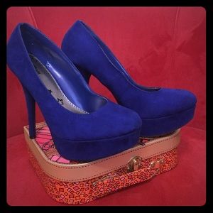 Blue suede heels HP🎉