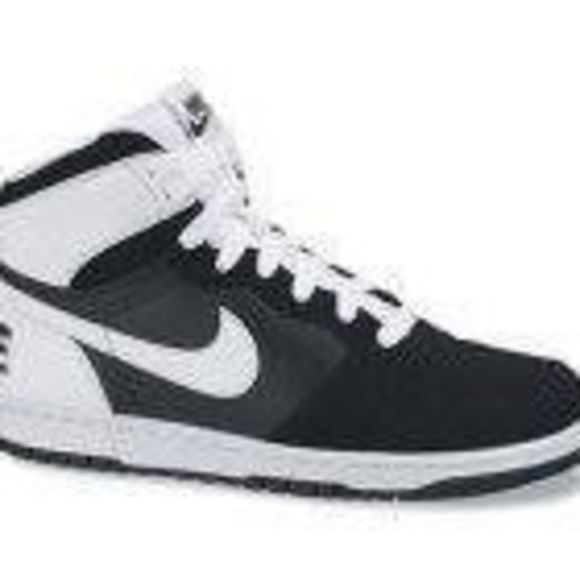 Meet your Posher, Julio - Picture 1 of 1