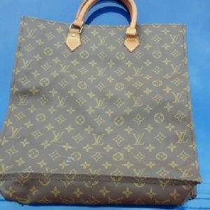 Vintage Louis Vuitton cabin bag