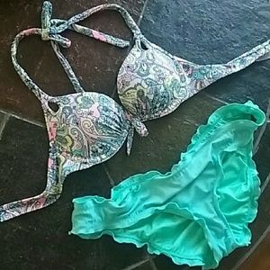 Victoria's Secret bathing suit set!