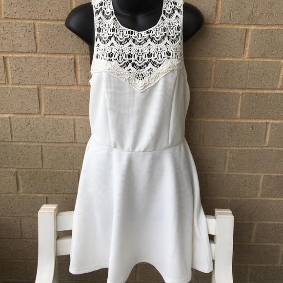 Dresses & Skirts - Cream dress with cross cross back