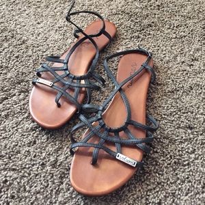 Strappy Sandals/Flip Flops