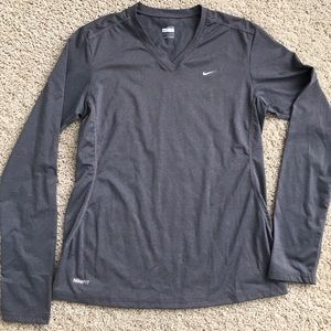 Nike dry fit v-neck top - small
