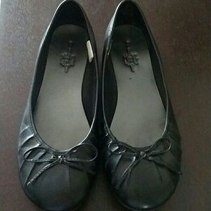 Black flats