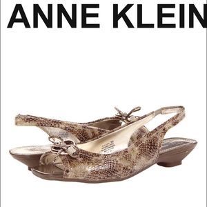 SOLD---Snake skin Sling back sandals