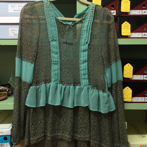 Super CUTE!!! We love lace and bows