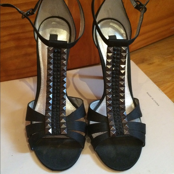 Nina sandal heels size 9