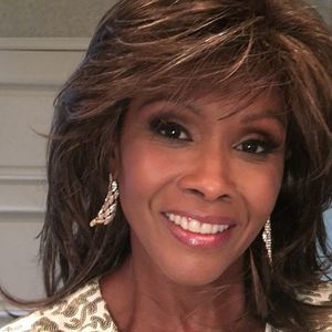 Meet your Posher, Toni