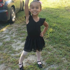 Meet your Posher, Danielle