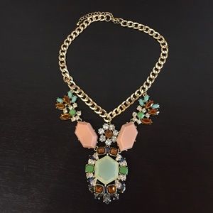 Bebe statement necklace