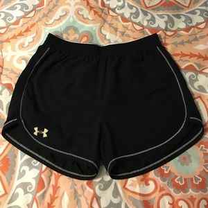 Under Armour black loose heat hear shorts
