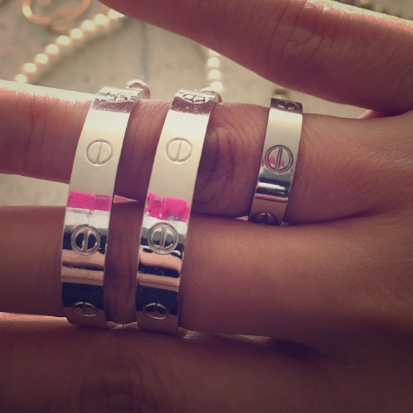 Set, earrings and ring😍