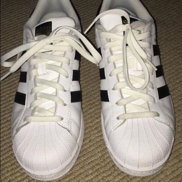 Adidas Shoes - Adidas SuperStar
