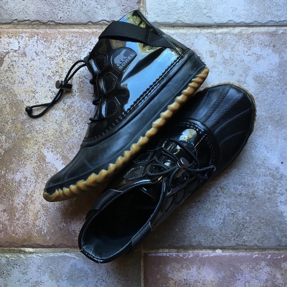 Sorel rain booties