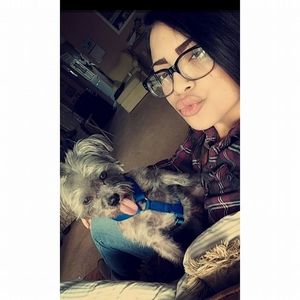 Meet your Posher, Jade