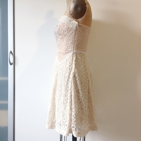 Urban Outfitters Kimchi Blue Lace Strapless Dress - Picture 3 of 4