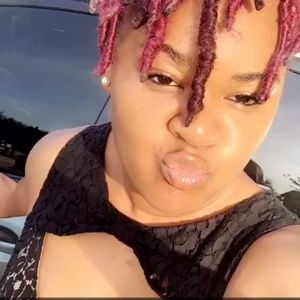 Meet your Posher, Destiny