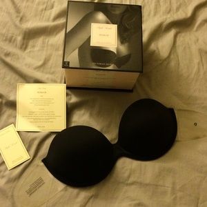 VS backless bra⚫️⚫️