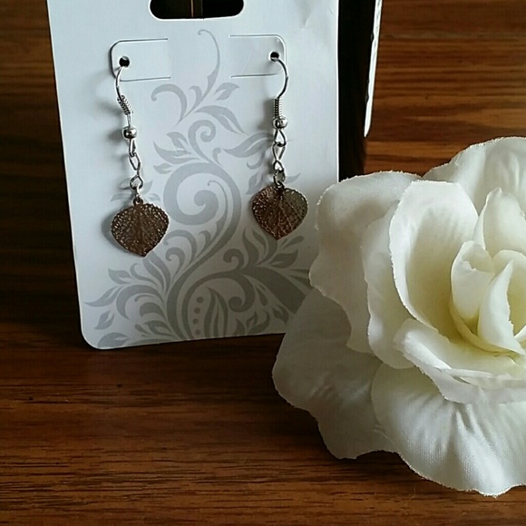 Beautiful handmade earrings! - Picture 1 of 3