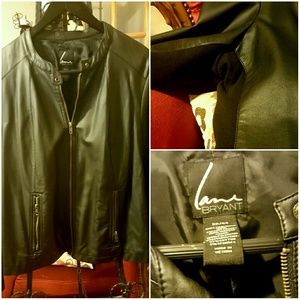 PLUS SIZE FABULOUS FAUX BLACK LEATHER JACKET!!