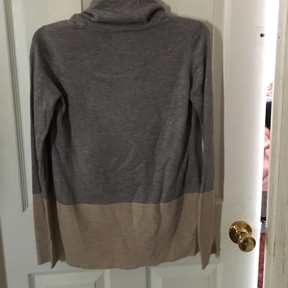 Calvin Klein turtle neck, two tone sweater - Picture 2 of 2
