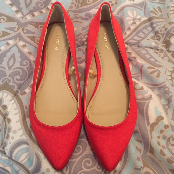 Satin pointed toe flats NWOT
