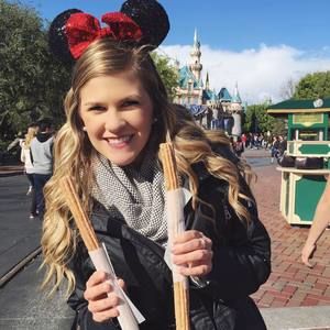 Meet your Posher, Abigail