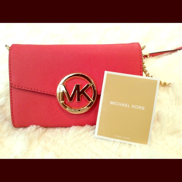 Michael Kors Handbags - Michael Kors poppy colored crossbody bag