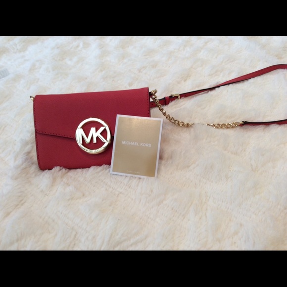 Michael Kors poppy colored crossbody bag - Picture 2 of 2