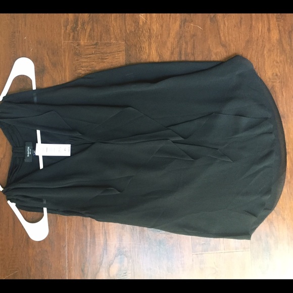 NEW! Aritzia babaton silk blouse