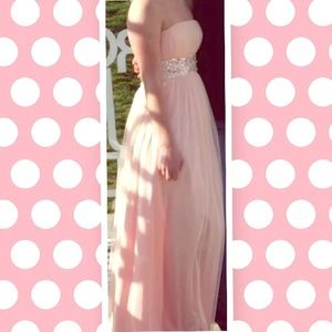 Gorgeous prom dress and excellent condition!!!