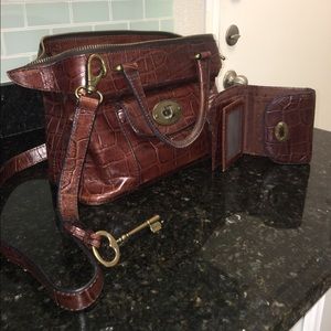 Fossil handbag and wallet. Matching set