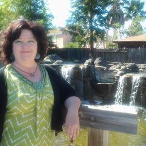 Meet your Posher, Lynn