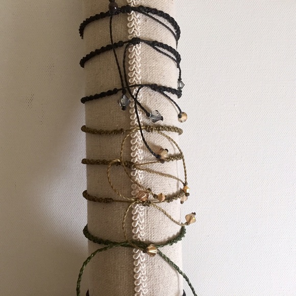 ✨HP✨Gorgeous Hand Made Corazon Con Alas Bracelet - Picture 6 of 6