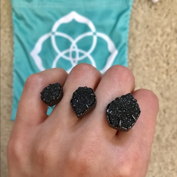 Kendra Scott Naomi ring