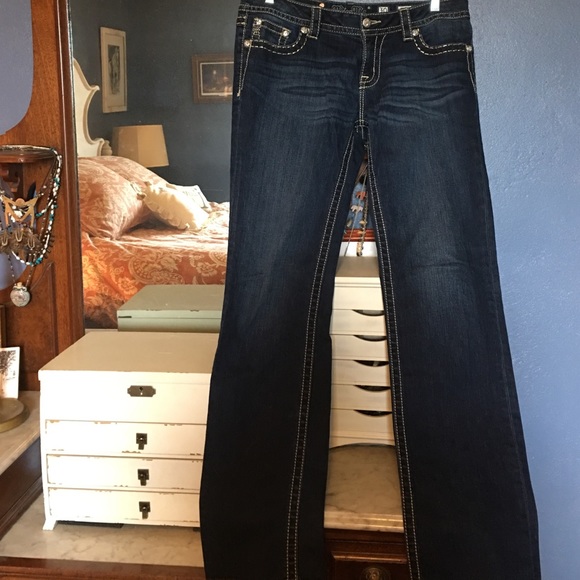 Miss Me 30X33long  barely worn - Picture 2 of 4