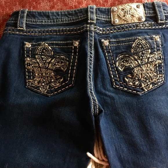 Miss Me 30X33long  barely worn - Picture 4 of 4