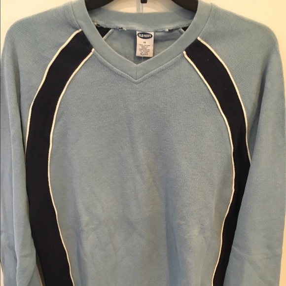 Old Navy boys long sleeve V-neck shirt size 14