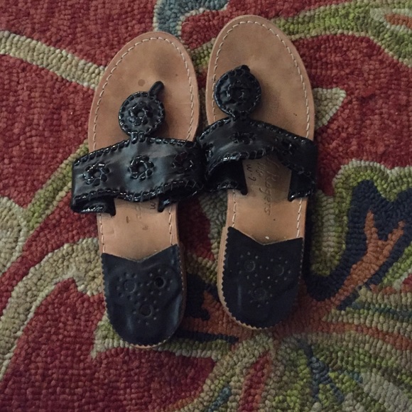 Jack Rogers black lightly worn in good shape