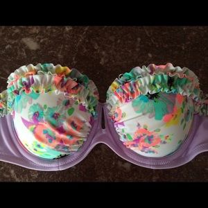 Brand New VS 'Gorgeous' Ruffle Bandeau top 32A