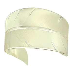 Montana Silversmiths Feather Cuff
