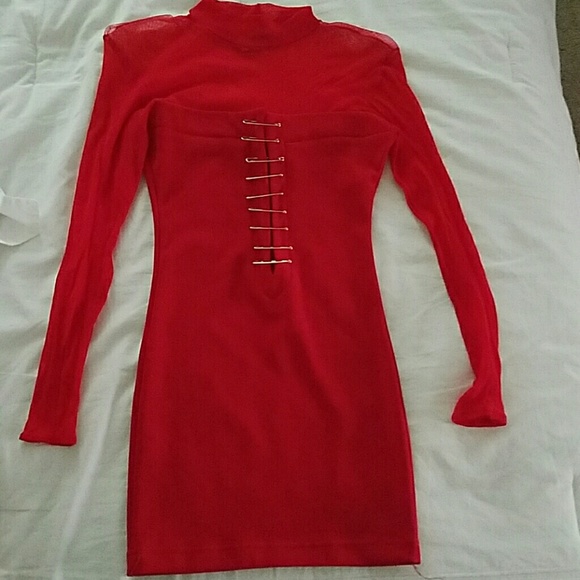 Hot, red party dress - Picture 1 of 2