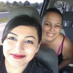 Meet your Posher, Stephanie